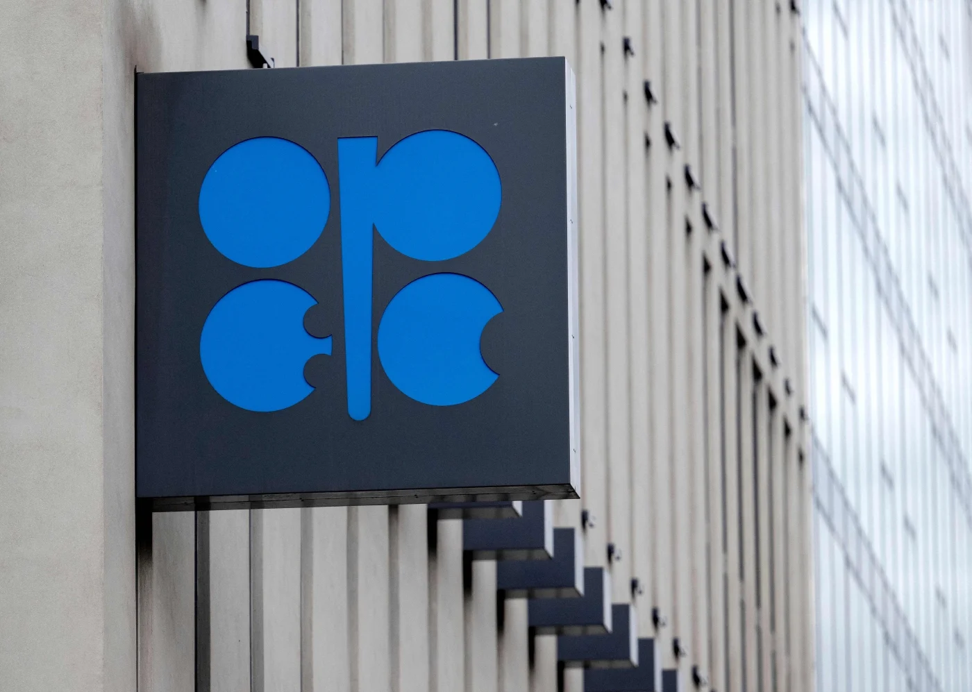 OPEC+减产如何驱动油价上涨