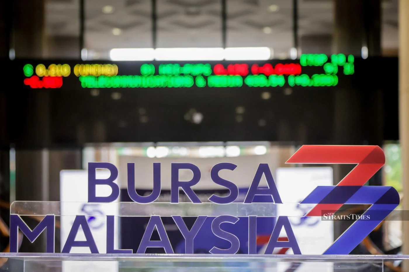 bursa-malaysia-opens-lower-amid-early-pr