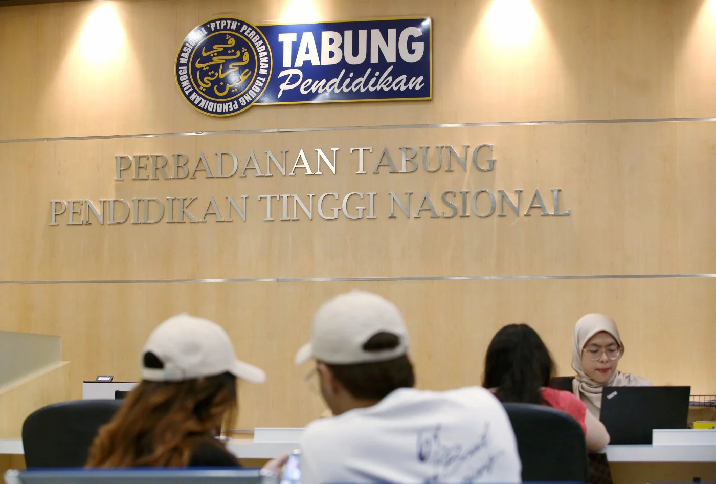 PTPTN 4.10% dividend payout compared to Bursa Malaysia dividend stocks