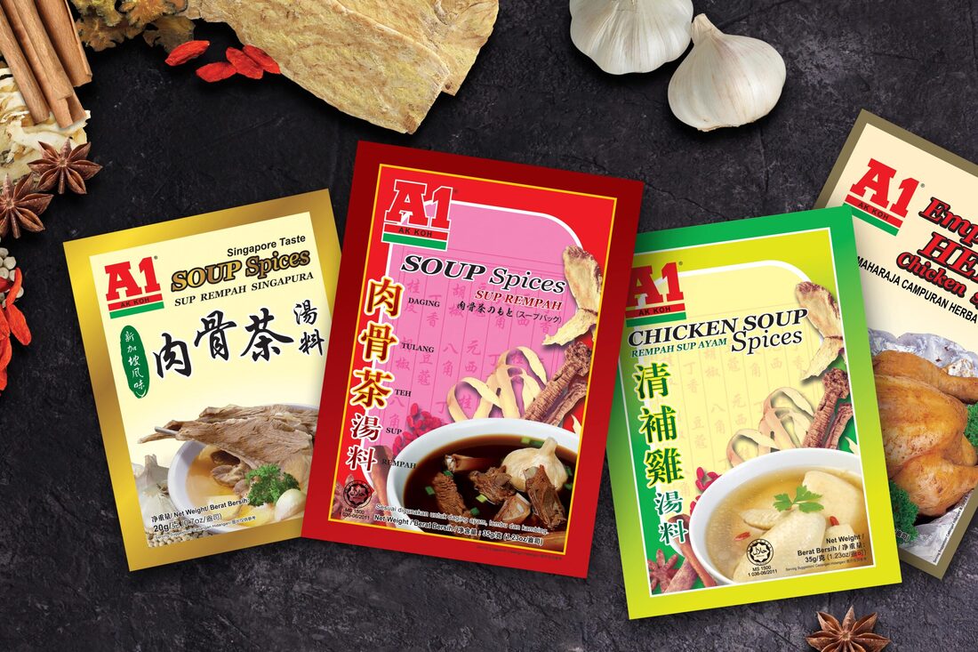 A1 AK Koh 拥有很多产品，包括汤包，酱料，鲍鱼罐头，快速面等等。