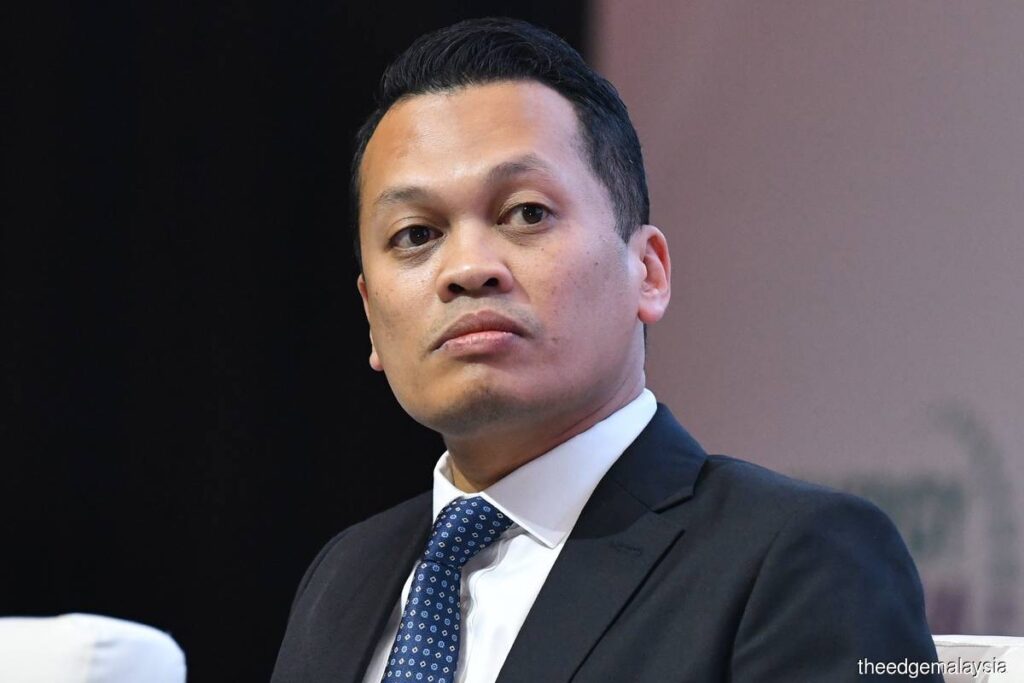 Bersama bars Nik Nazmi from official activities for three months — president