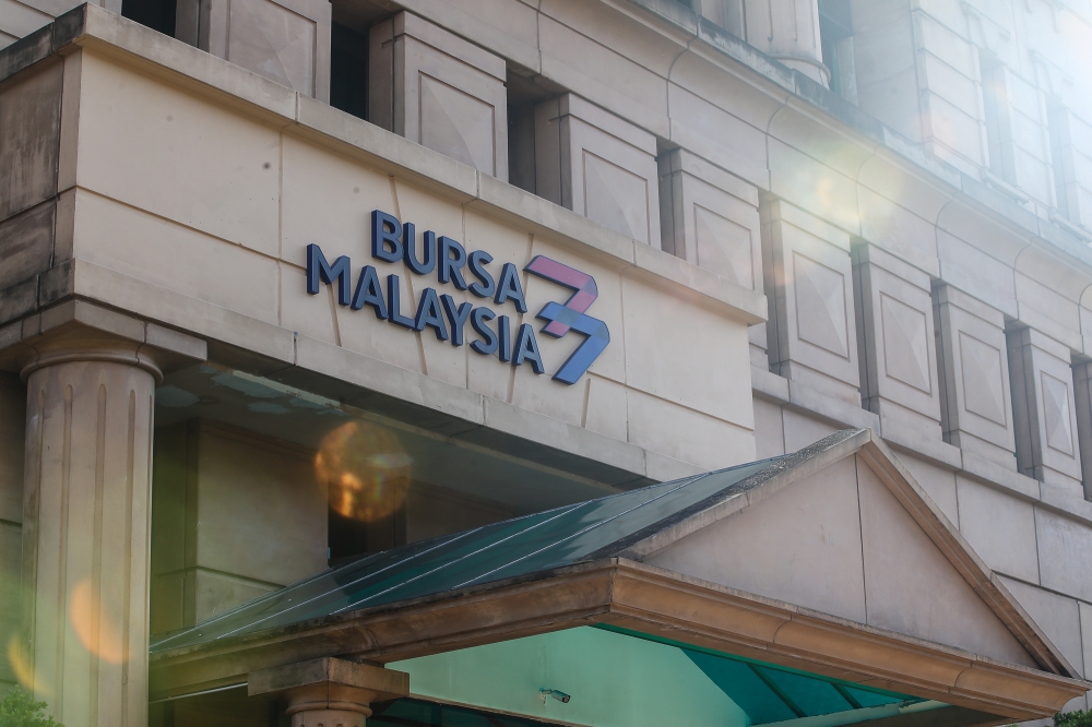 Bursa Malaysia ends lower as regional markets weaken on AI spending concerns