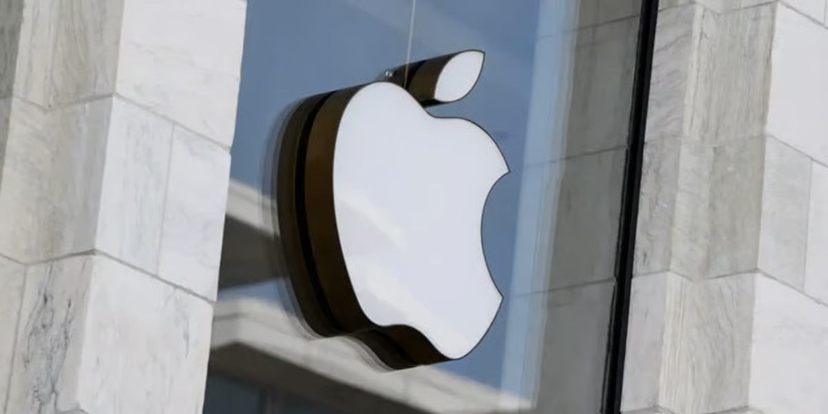 Apple touchscreen laptops expected at Los Angeles event