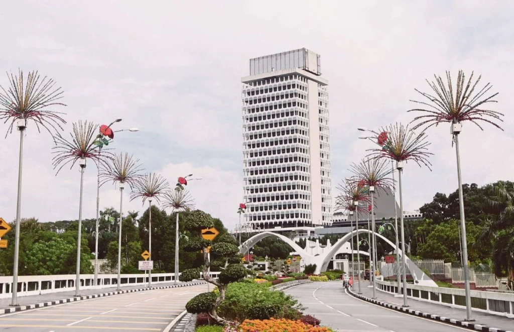 RUU E-Dagang dibentang di Parlimen tahun depan